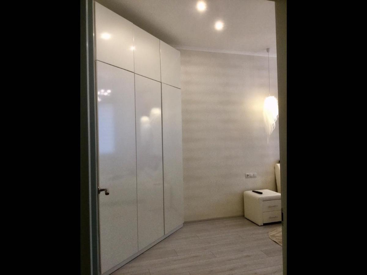 Central Apartment Odessa Exterior foto