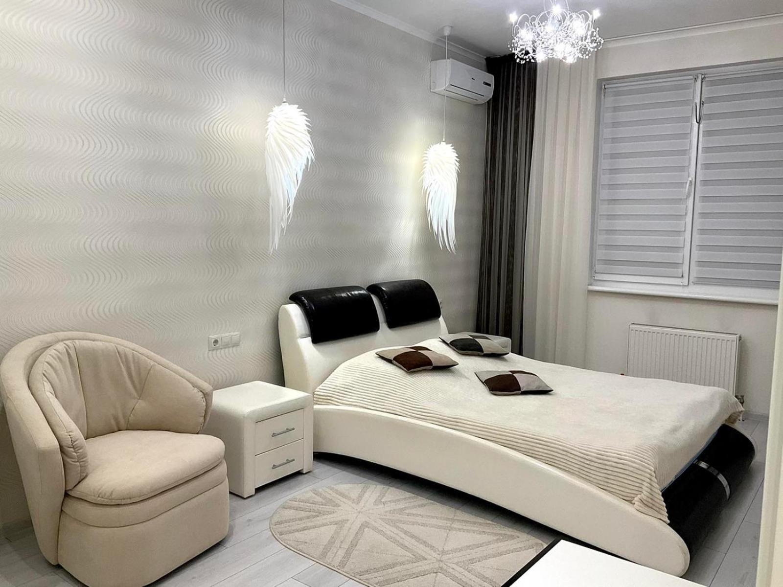 Central Apartment Odessa Exterior foto